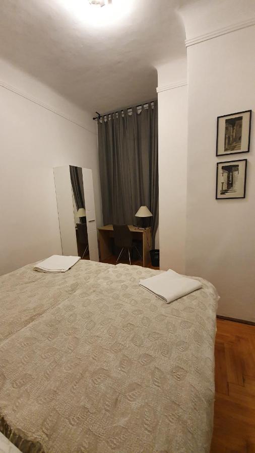 Modern Parkside Garden View Apartment Budapest Exteriör bild
