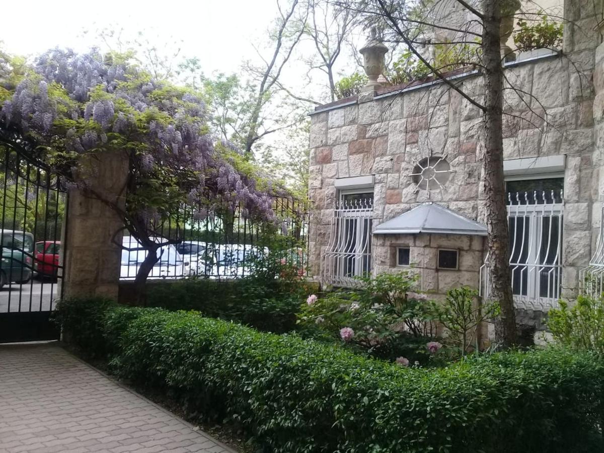 Modern Parkside Garden View Apartment Budapest Exteriör bild